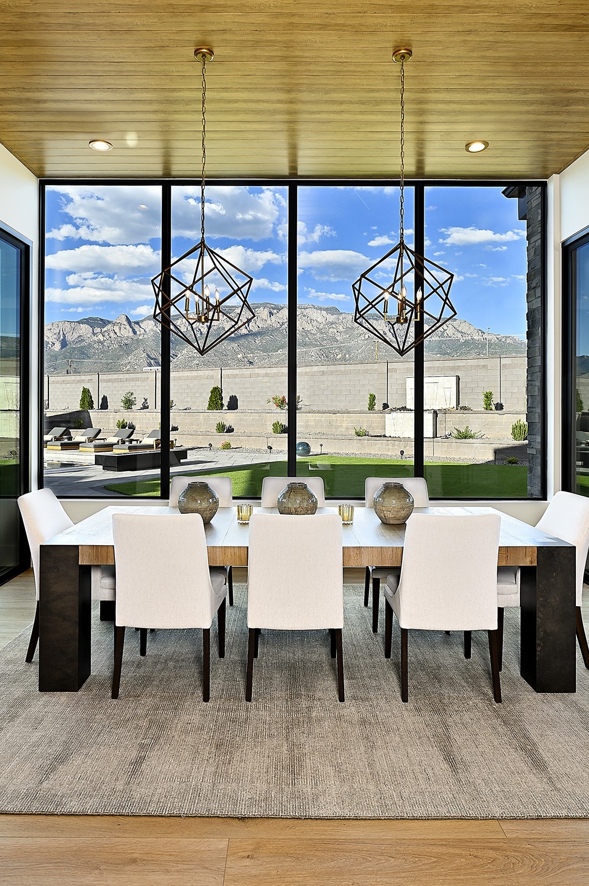 Mountain view dining room